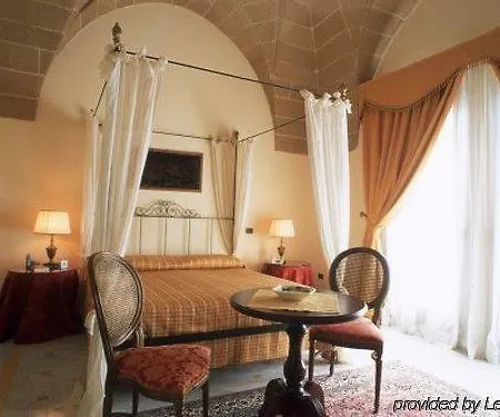 Palazzo Mongio Aparthotel 3*